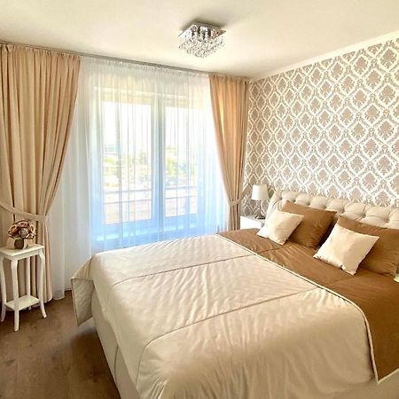 Die Oase - Luxurious Apartment Near The City Center With Free Parking Bratysława Zewnętrze zdjęcie